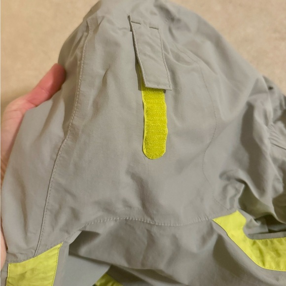 Kids winter jacket. Kids snow jacket. Size M (10-12), brand Lands End. - Picture 11 of 12